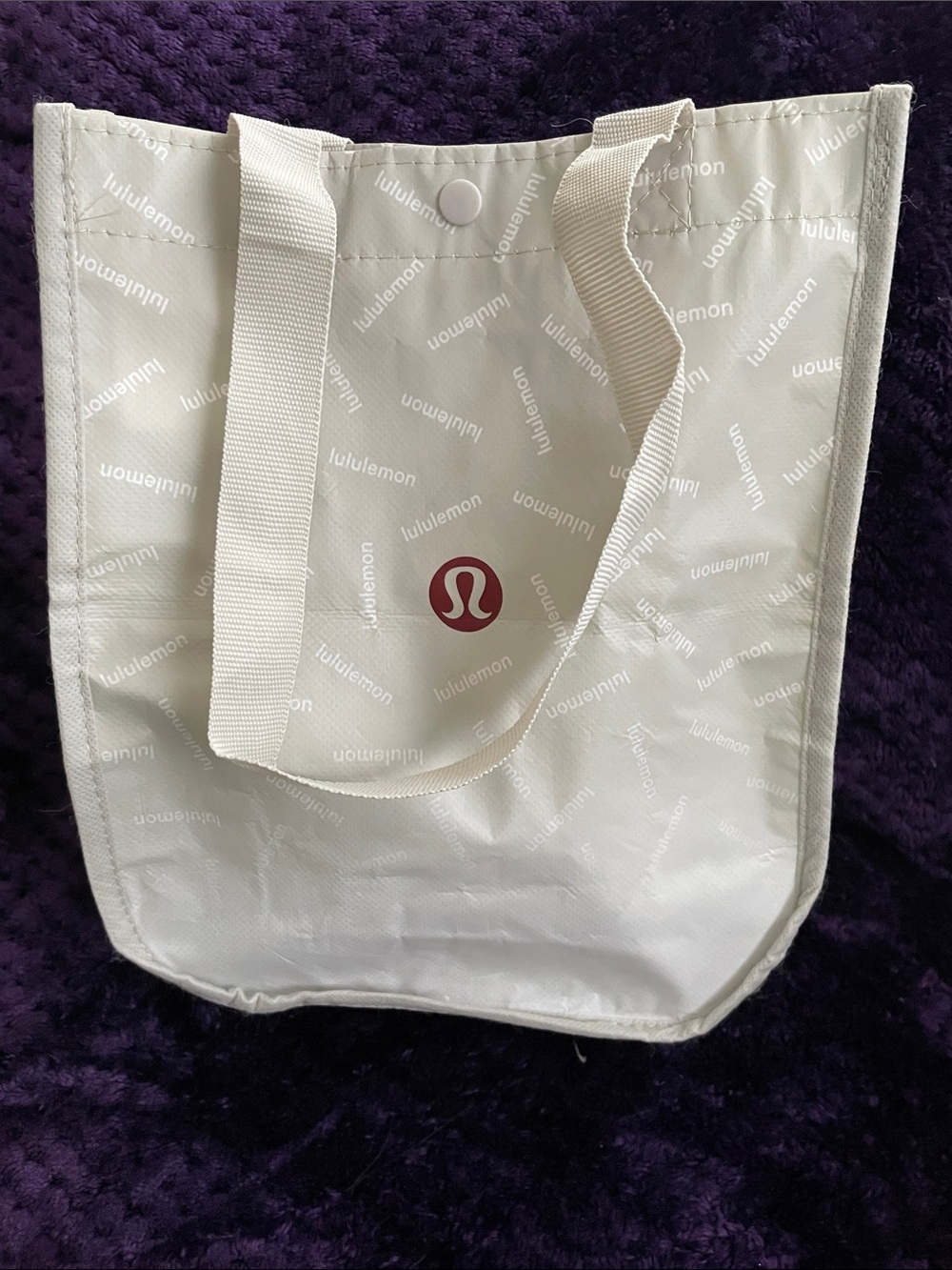 lululemon athletica Cream Logo Tote with Red Emblem NEW